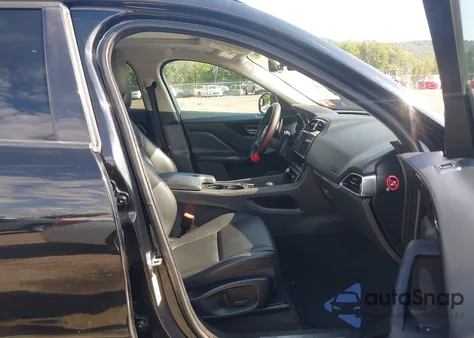 2017 Jaguar F-Pace 35T Premium из США, поврежденный, VIN SADCJ2BV4HA884775